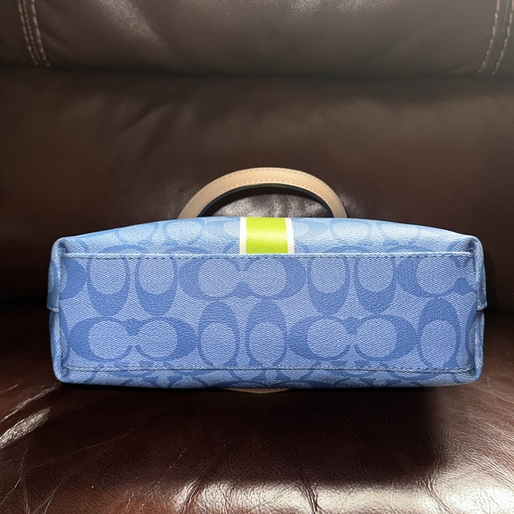 🔥🔥🔥Vintage New Coach Blue and Green Signature Small Tote Bag - Picture 6 of 11